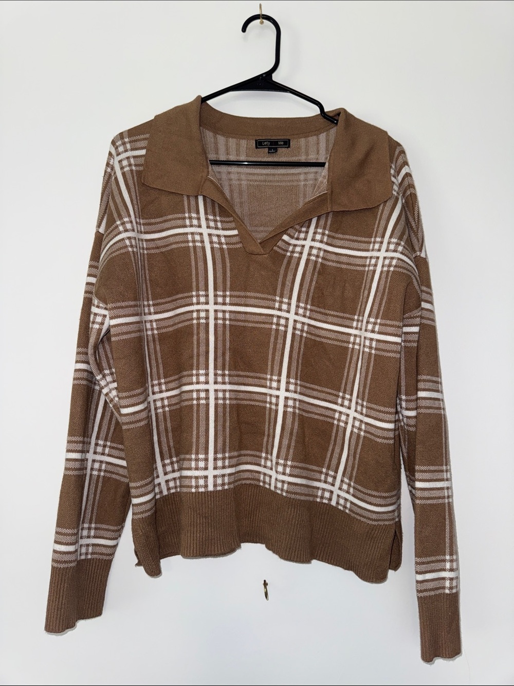 Plaid V-Neck Collared Sweater in Brown